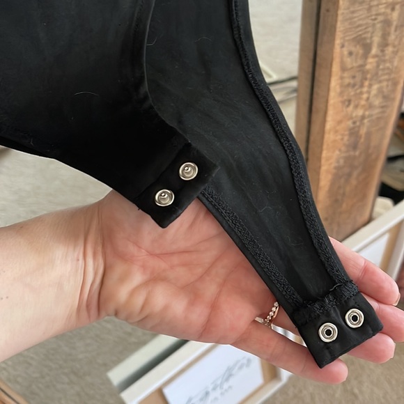 Black Reoria Bodysuit - Picture 4 of 6
